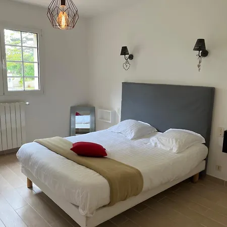 Le Chene Et L'eau Bed & Breakfast 3*
