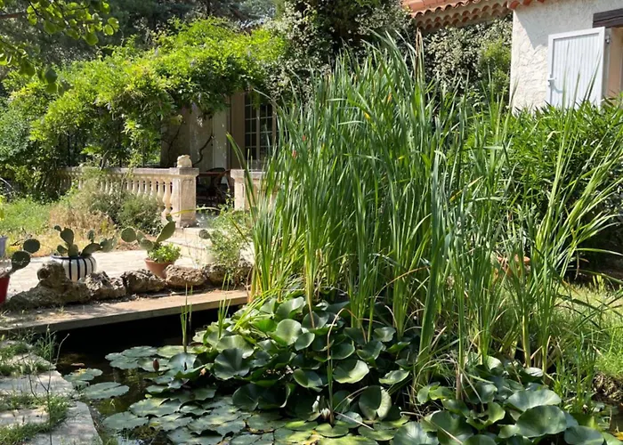 Frühstückspension Le Chene Et L'eau