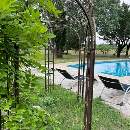 Le Chene Et L'eau Bed & Breakfast