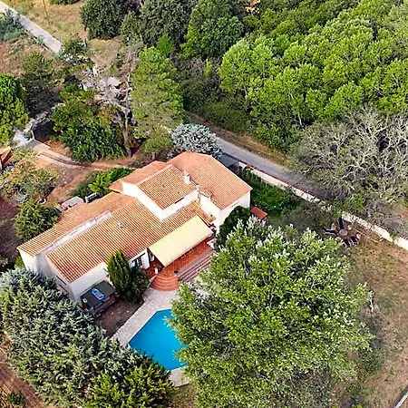 Le Chene Et L'eau Roquebrune-sur-Argens