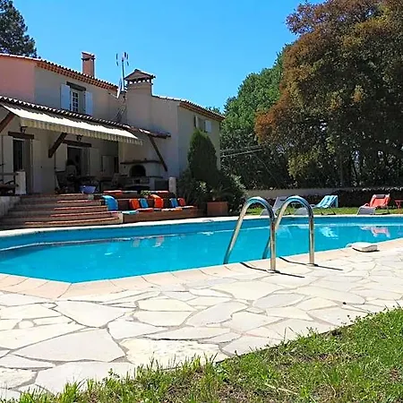 Le Chene Et L'eau 3* Roquebrune-sur-Argens