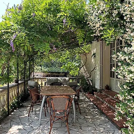 Bed & Breakfast Le Chene Et L'eau 3*